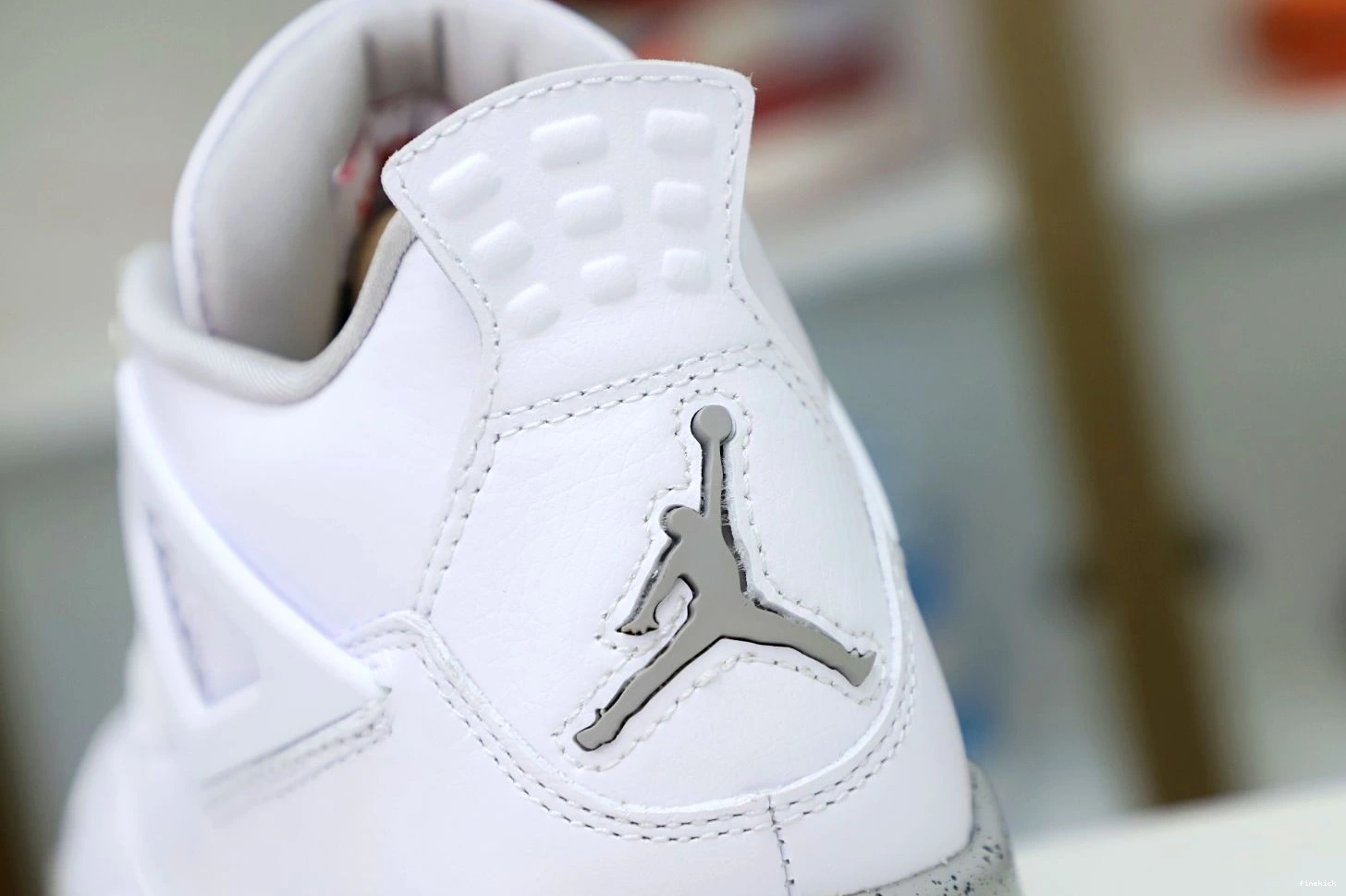 4 JORDAN 'WHITE OREO' RETRO AIR 0725